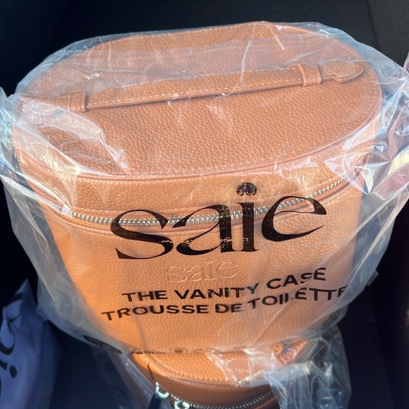 Saie The Vanity Case - SOLD OUT! - Picture 3 of 5